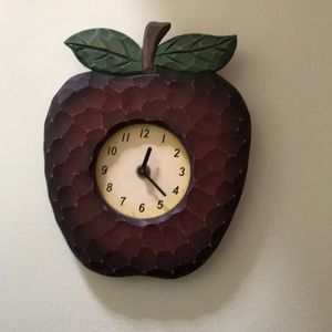 🌻Apple wall clock